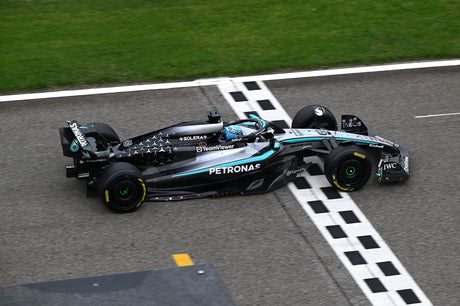 Bahrein, zárónap: Russell az élen