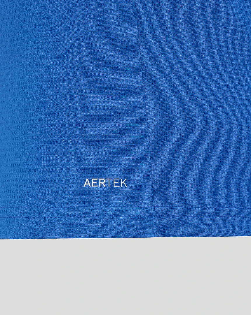 Kék női póló, AERTEK felirattal az alsó részén.