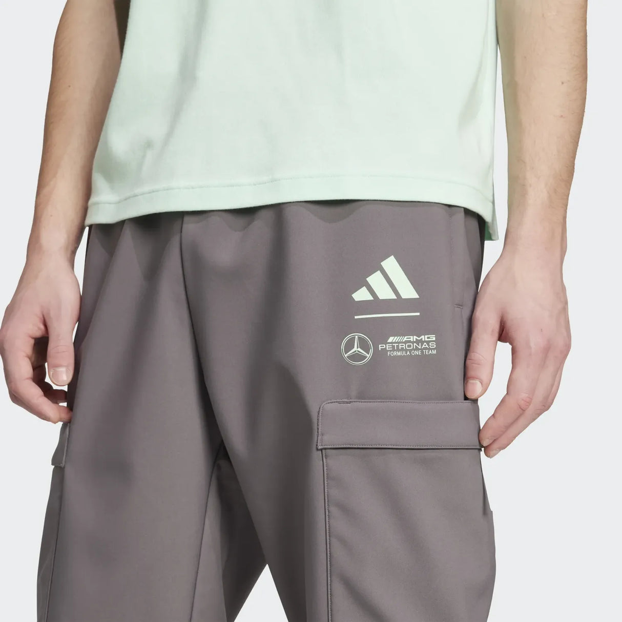 Mercedes Pants 🔥