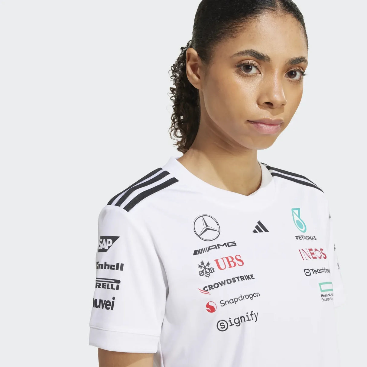 Mercedes Racing Kurzarm-T-Shirt – Damen 🔥