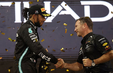 Horner: “Hamilton jól fest vörösben, és ez jót tesz az F1-nek is!”