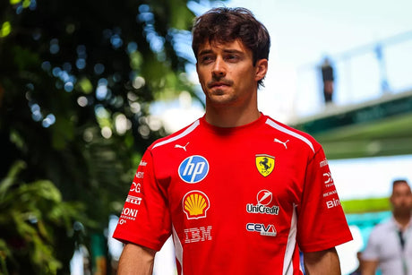 Leclerc vezetett, de műszaki gond hátráltatta a Ferrarit