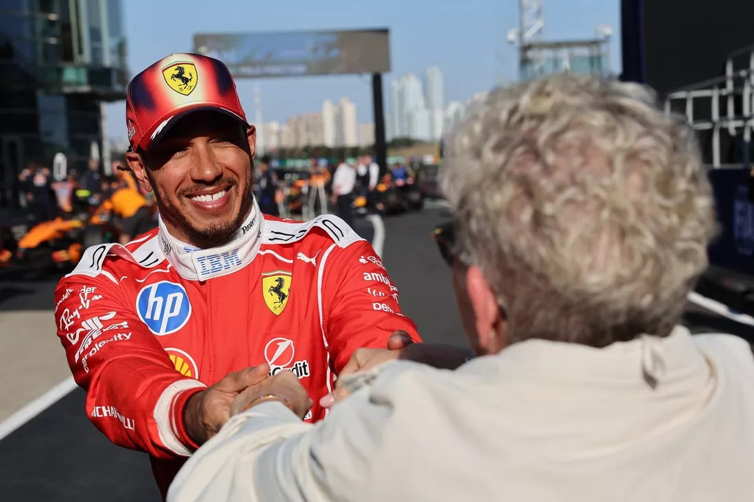 Lewis Hamilton végre győzött a Ferrarival Barcelonában