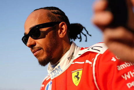 Lewis Hamilton nehéz év után győzött először a Ferrarival
