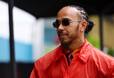 Lewis Hamilton magabiztos győzelme első Ferrari-futamán