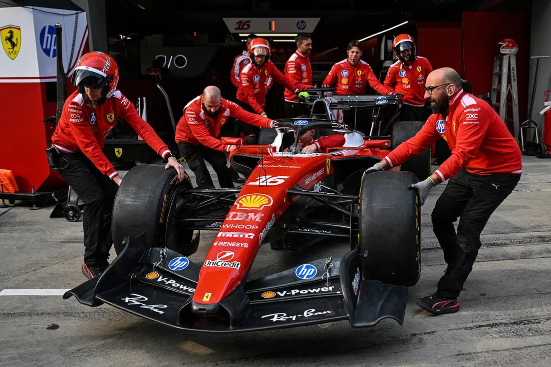 Leclerc és Hamilton a belga dobogóért küzd a Ferrarival