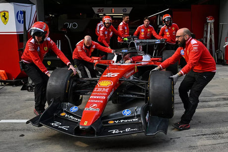 Leclerc és Hamilton a belga dobogóért küzd a Ferrarival