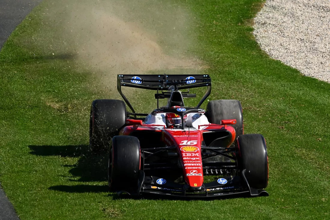 A Ferrari dominált a pénteki szabadedzéseken