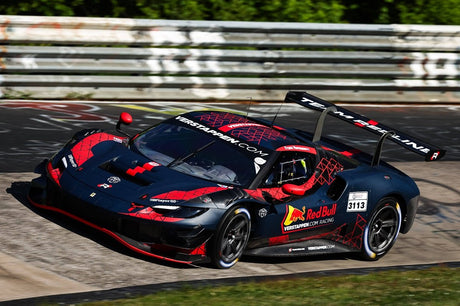 Közeleg a váltás? Verstappen álnéven Ferrarit tesztelt - FansBRANDS®