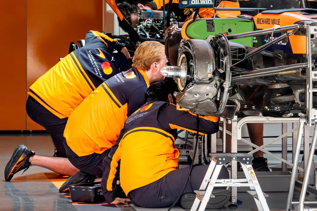 A McLaren három pilótával tesztelt Portimaóban
