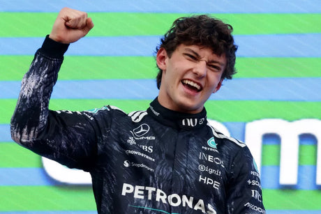 Kimi Antonelli versenyről versenyre szintet lép Russell elleni csatában