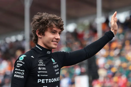 Kimi Antonelli háromhelyes rajtbüntetést kapott