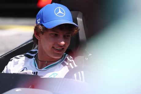 Kimi Antonelli motorcseréje miatt hátulról rajtol Monzában