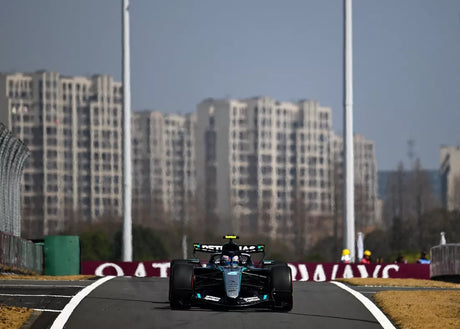 A Mercedes nagy fejlesztéssel készül a nyári szünet után
