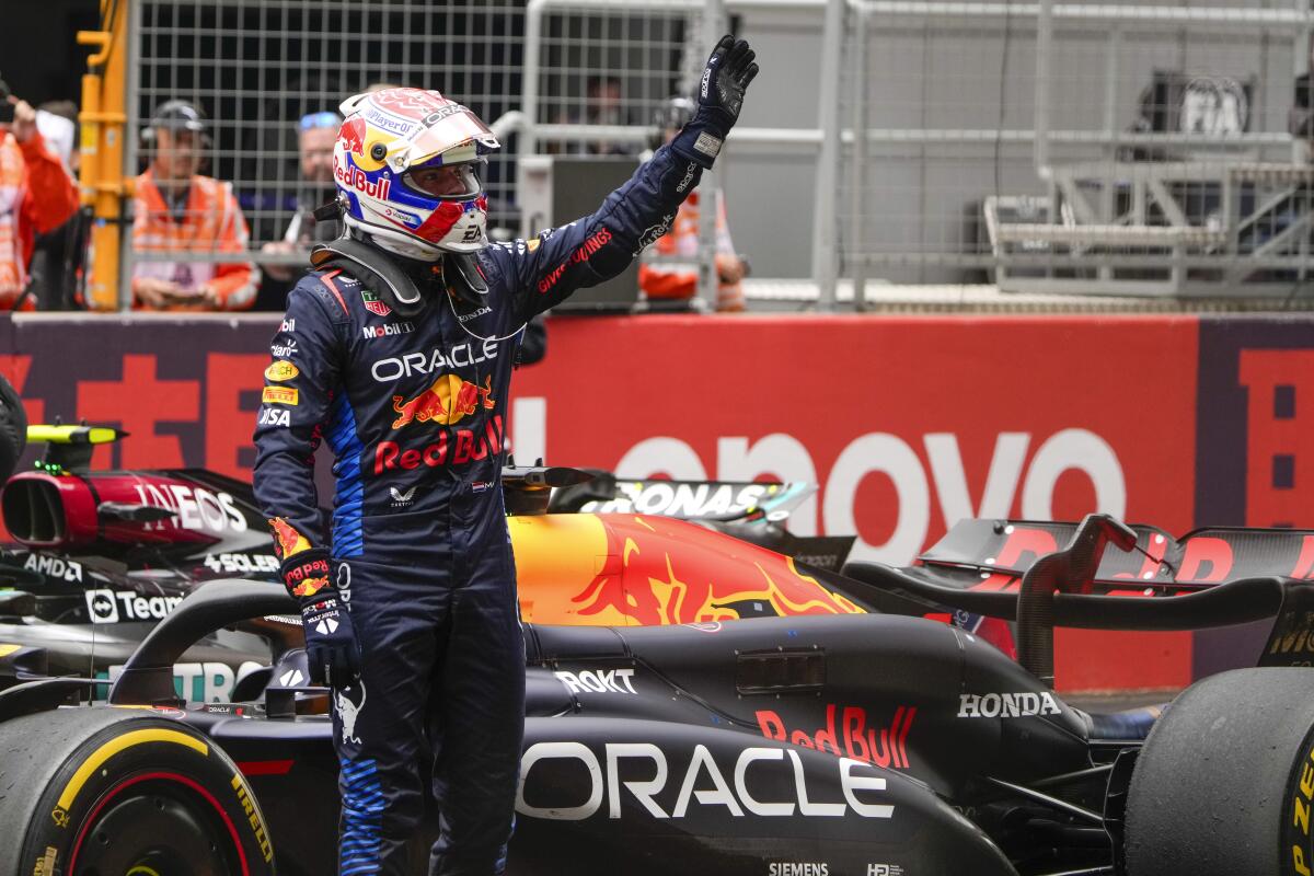 NINCS MEGLEPETÉS: Sprintgyőzelem után SIMA Verstappen POLE - FansBRANDS® - HU