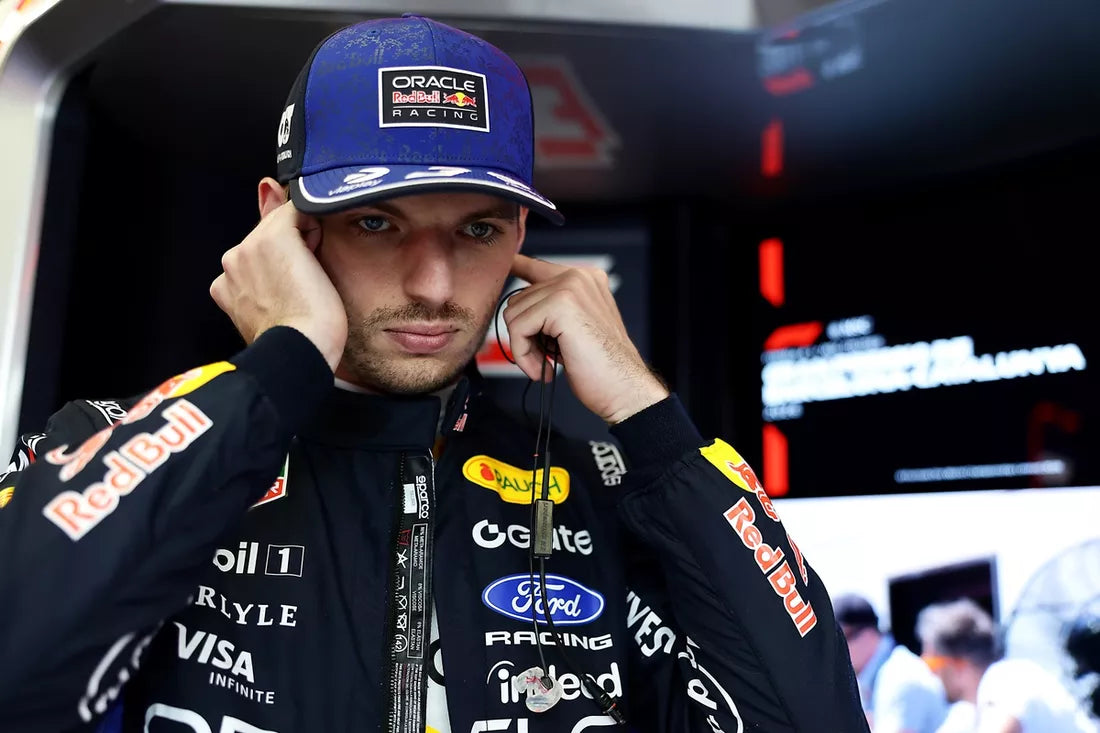 Max Verstappen balesete miatt piros zászló volt