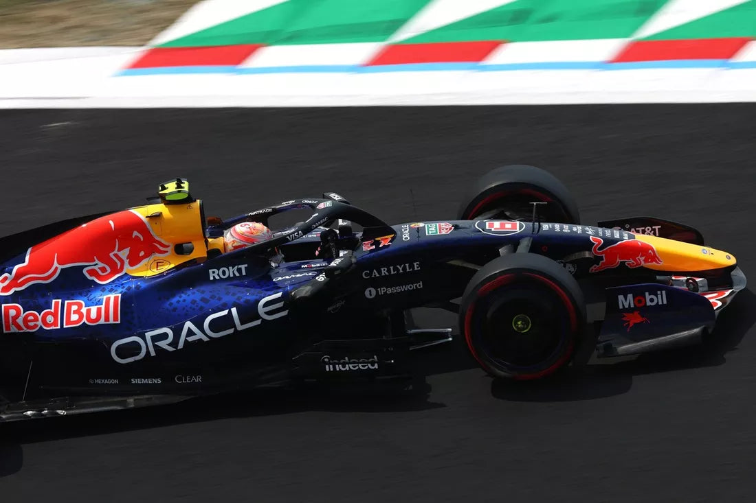 Max Verstappen hosszabbított, Lawson új esélyt kap a Red Bullnál