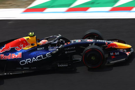 Max Verstappen hosszabbított, Lawson új esélyt kap a Red Bullnál