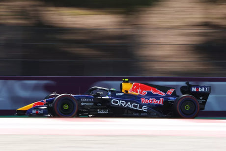 A Red Bull motorproblémái és egyensúlyhiánya az első fejlesztésnél