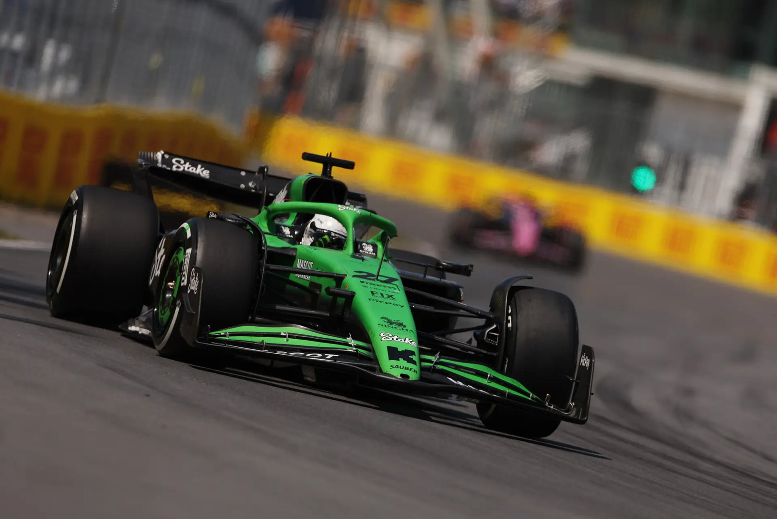 A legkisebb F1-es csapat túlélte a vihart és tarol!