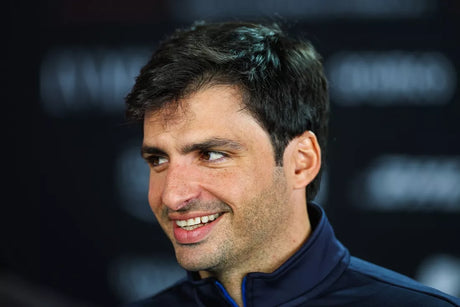 Carlos Sainz marad a Williamsnél 2027-ig