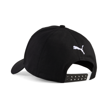 Fekete baseball sapka, PUMA logóval, hátulról nézve.
