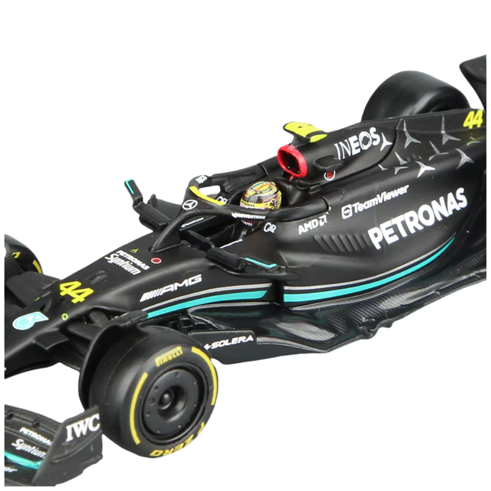 Mercedes model autó, F1 W 14 E, bburago, 1:24, Lewis Hamilton #44, 2023