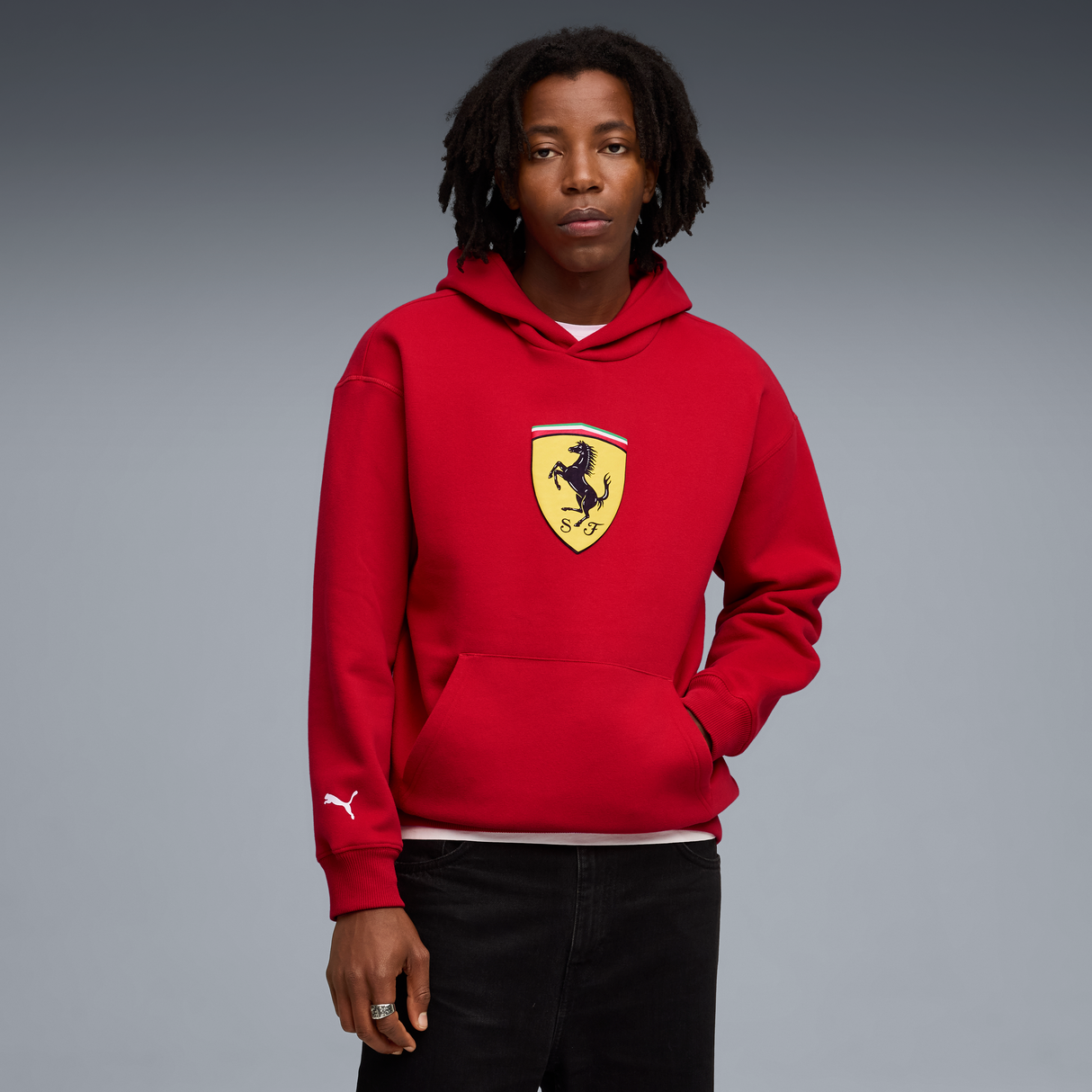 Ferrari Kapucnis Pulóver, Puma, sportswear, pajzs lógós, piros 🔥