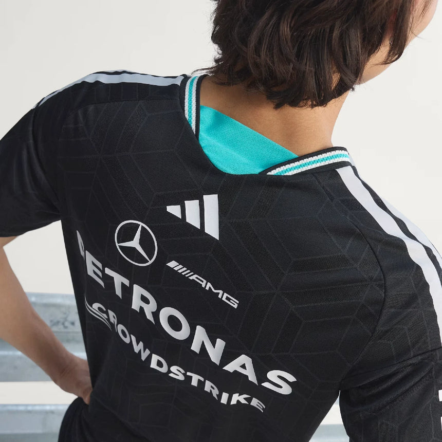 Mercedes Mez, csapat, adidas, fekete, 2026