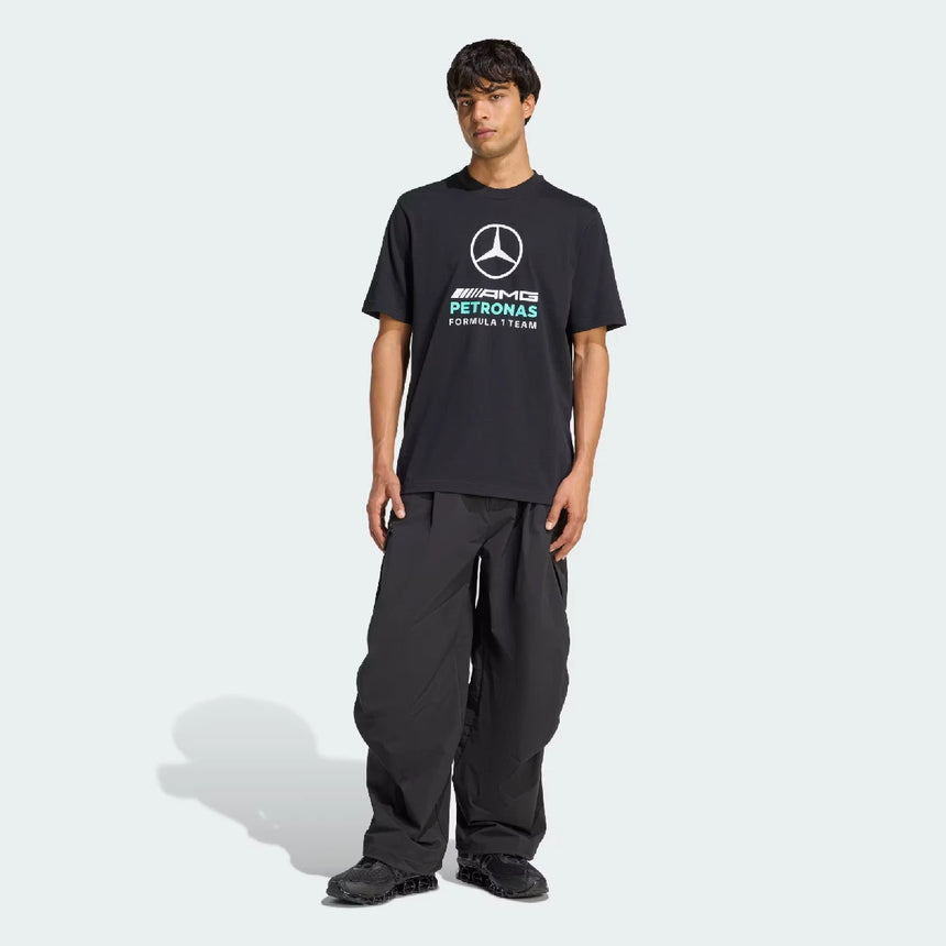Mercedes póló, Dna, grafikai, adidas, fekete, 2026