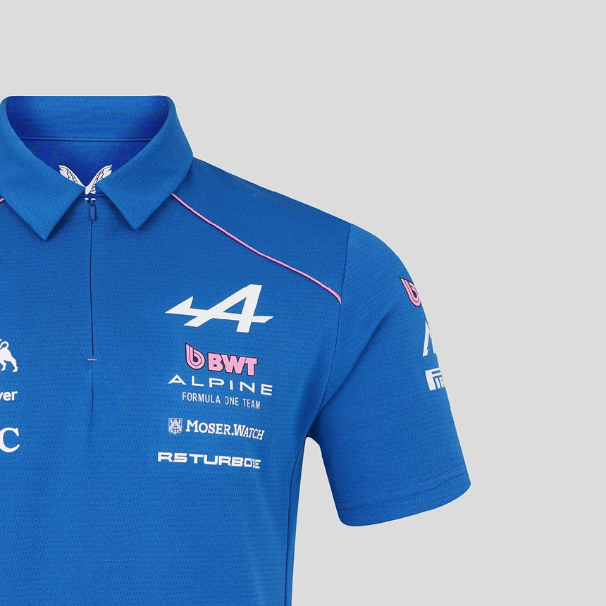 Kék póló első részén BWT logó és Alpine felirat