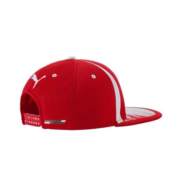 Kimi Räikkönen sapka - Ferrari Flatbrim, piros, 2018 - FansBRANDS®