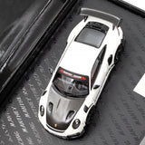 Manthey-Racing Porsche 911 GT2 RS MR 1:43 Fehér Collector Edition - FansBRANDS®