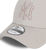 MLB New York Yankees League Essential 9FORTY Csapat Sapka - FansBRANDS® - HU