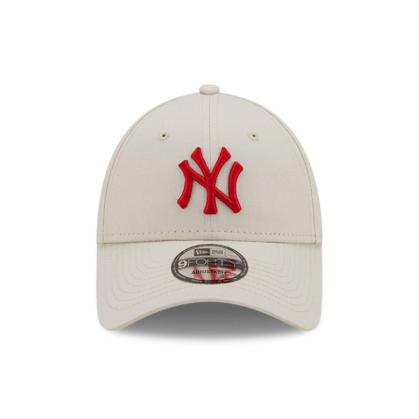 New York Yankees sapka, New Era, 9FORTY, basic, krém színű - FansBRANDS® - HU